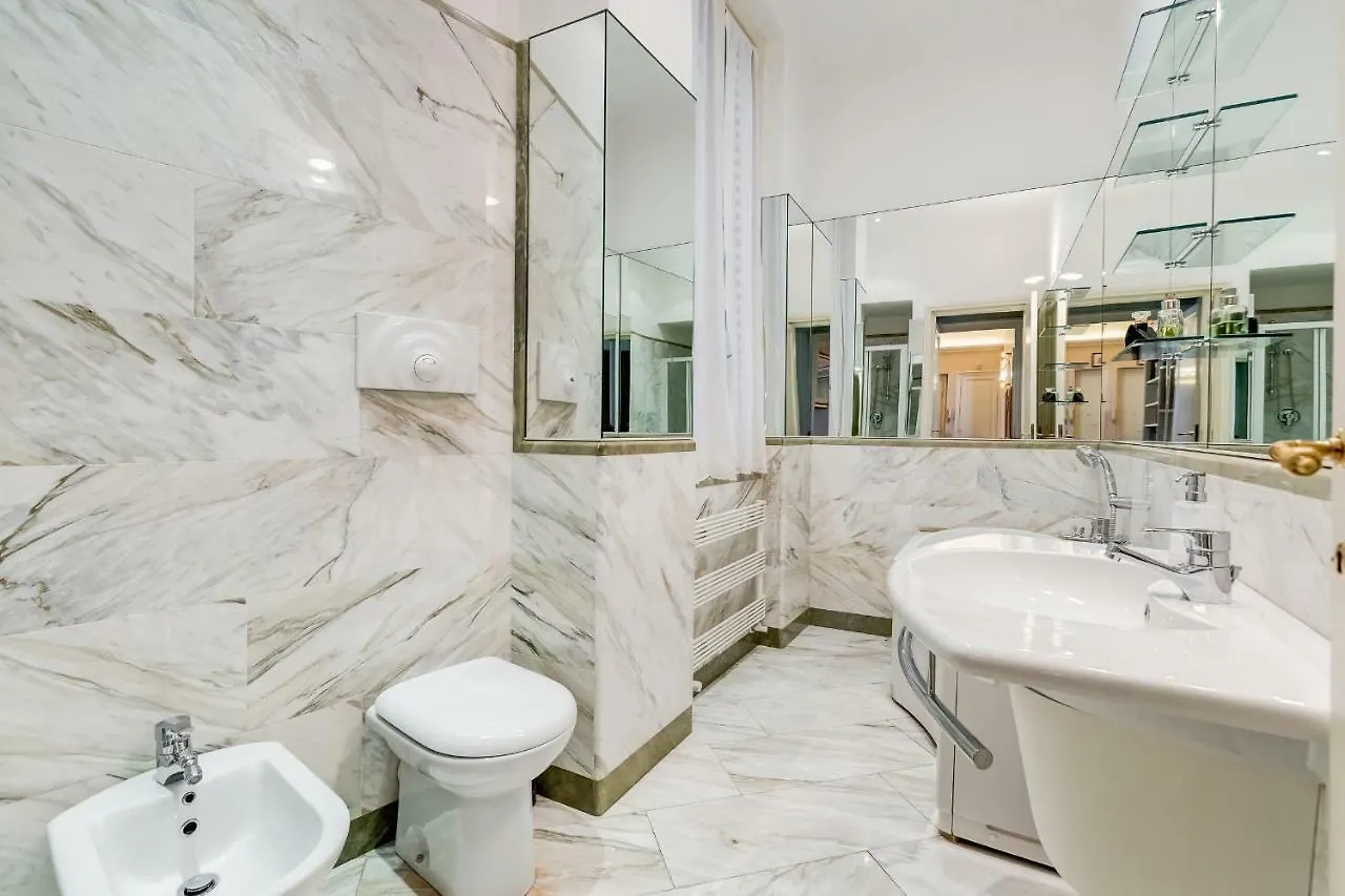 Tibullo - Classic & Elegant Rome Center Apartment 0*,  Италия