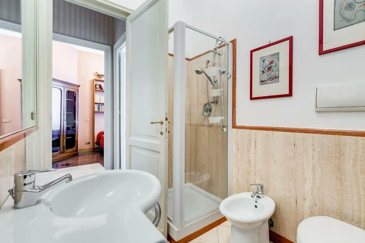 Tibullo - Classic & Elegant Rome Center Apartment Италия